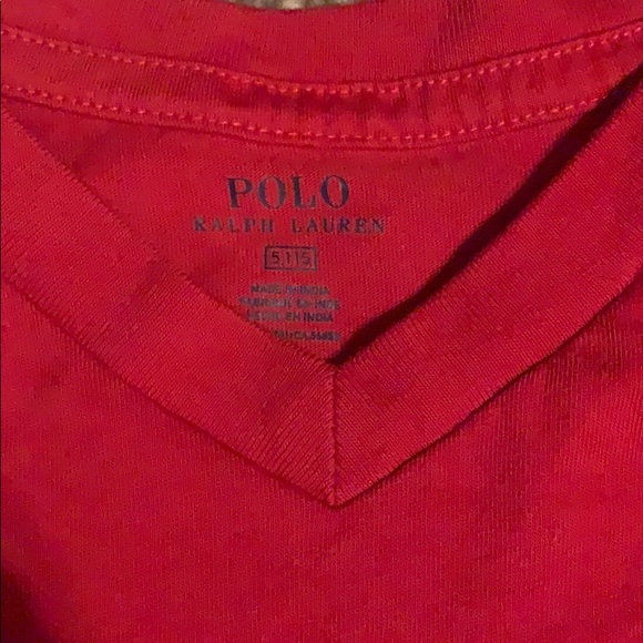 2 boys shirts size 5 and 5/6 - Picture 3 of 5